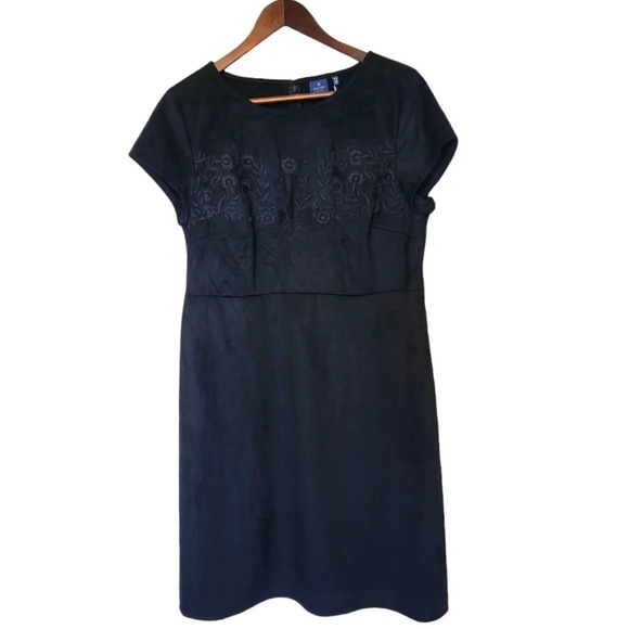 Kaari Blue Suede Black Floral Embroidered Short Sleeve Dress Goth Size 10 - Picture 1 of 7